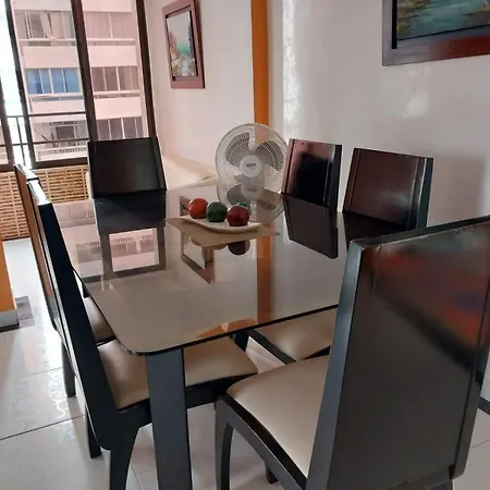 Apto 1001 Apartamento *